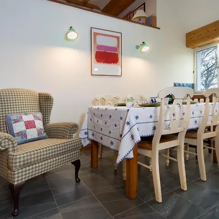 3 Bed In Sz142 Holiday home *